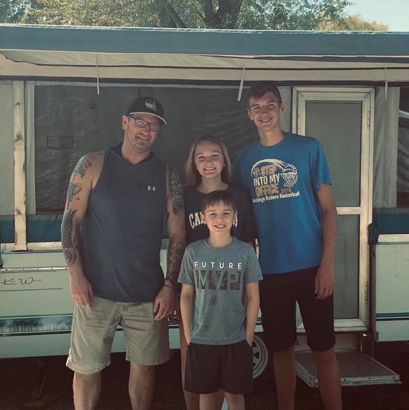 Meet your Posher, Chad - Picture 1 of 1